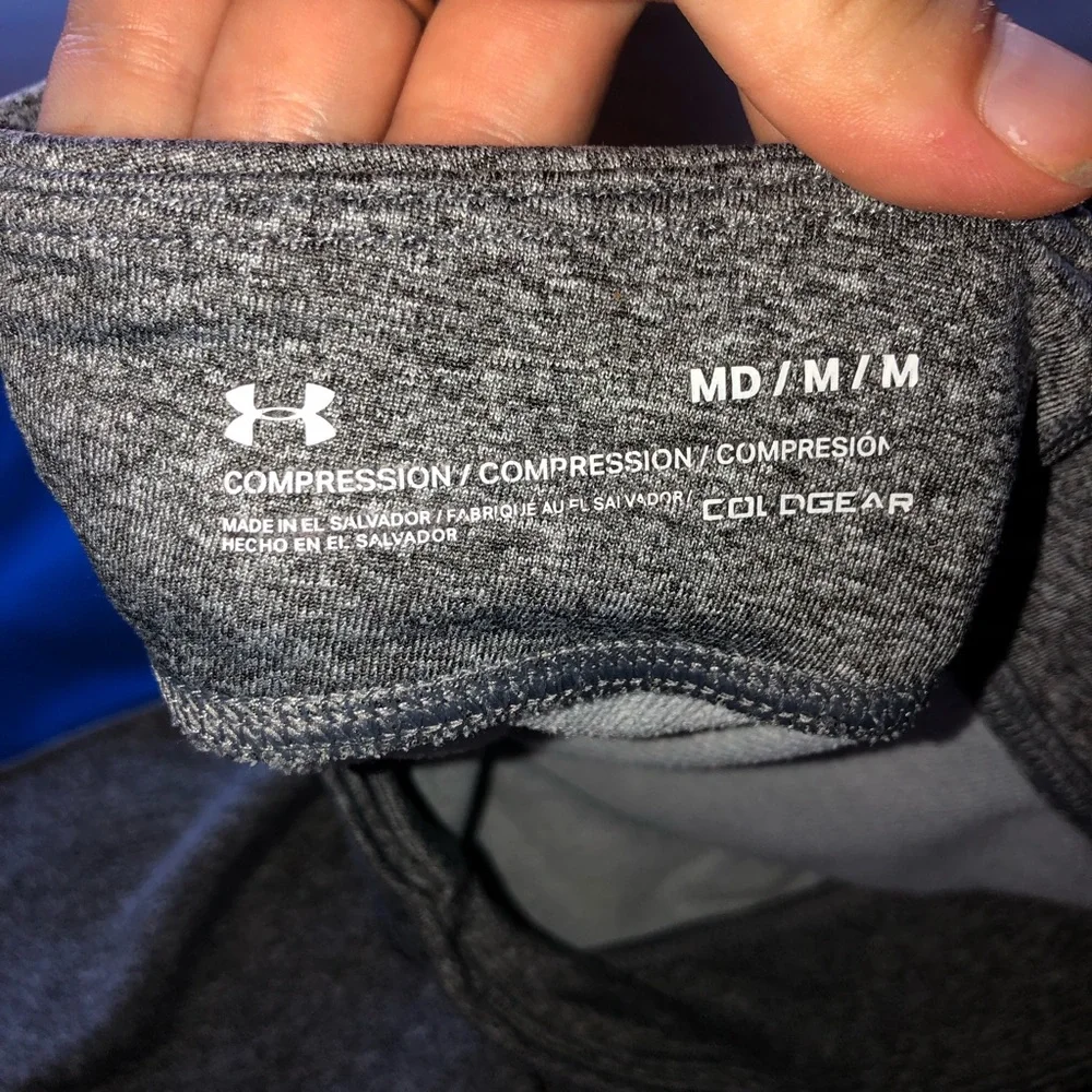 UA leggings/compression pants - Picture 2 of 3
